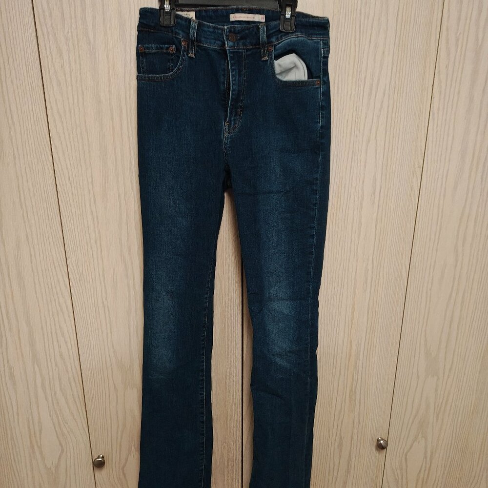 Levi's Women's 725 High Rise Bootcut 29x34